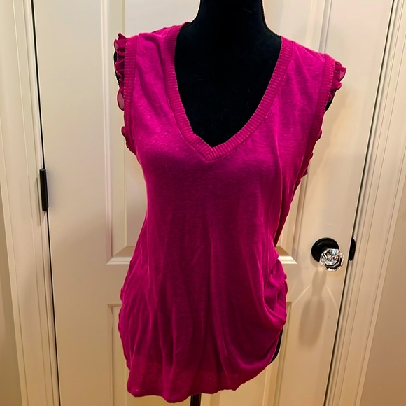 Sheer ruffle edge slight cap sleeve vneck woven top - Picture 2 of 6